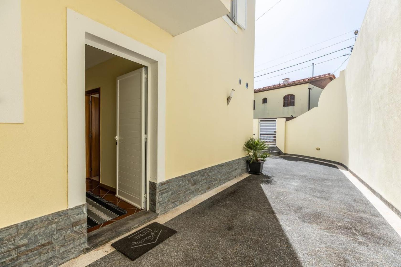 Flowers Island House 4 Canico  Exterior photo